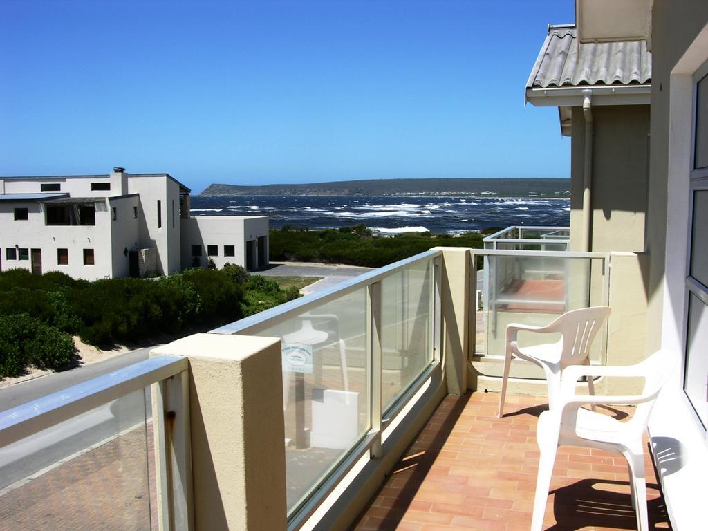 Whale Watchers Inn Witsand Buitenkant foto
