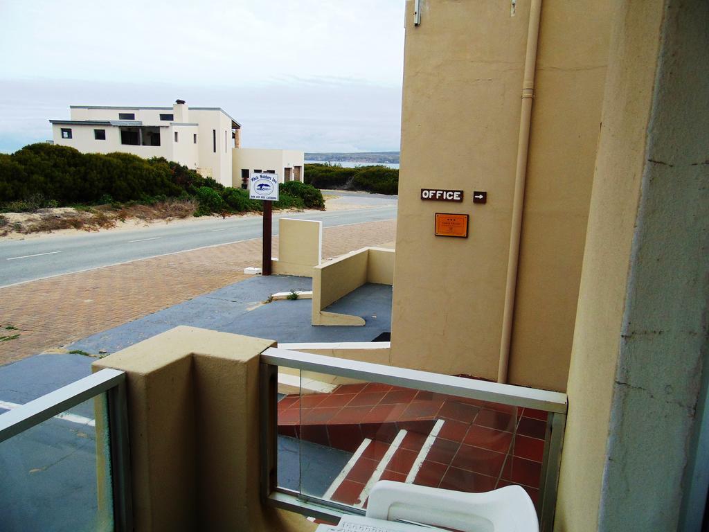 Whale Watchers Inn Witsand Buitenkant foto